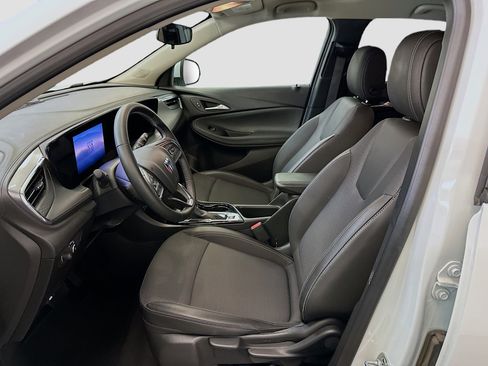 Used 2025 Buick Encore GX Preferred image 13