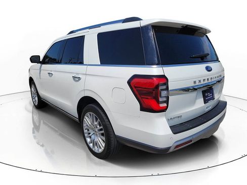 Certified 2024 Ford Expedition Limited RWD image 3