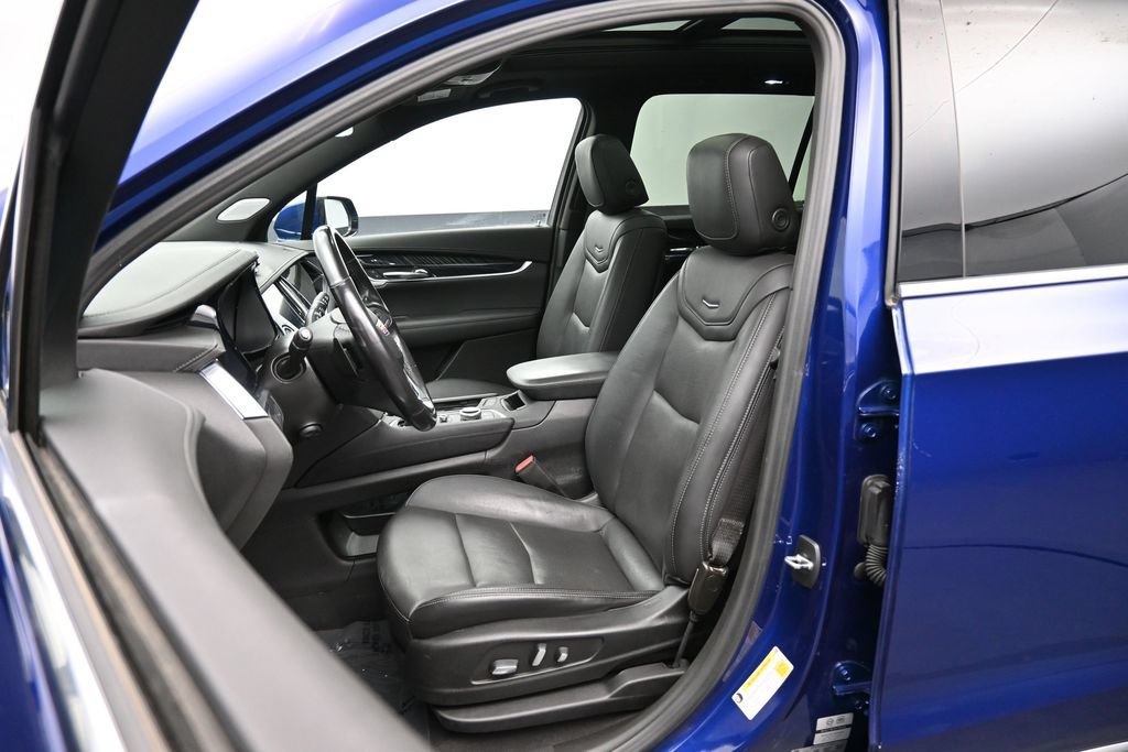 Used 2023 Cadillac XT6 Premium Luxury AWD/4WD image 20