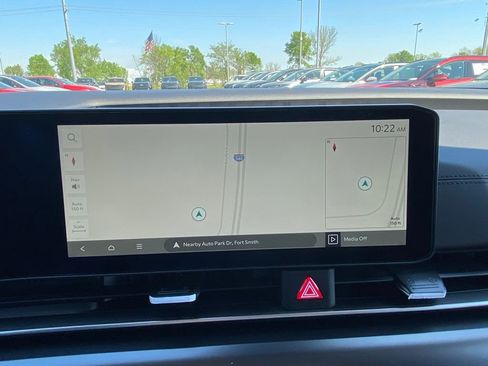 New 2026 Kia Carnival FWD image 13