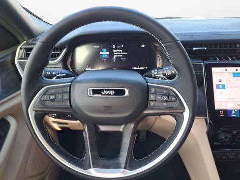 New 2025 Jeep Grand Cherokee Limited image 21