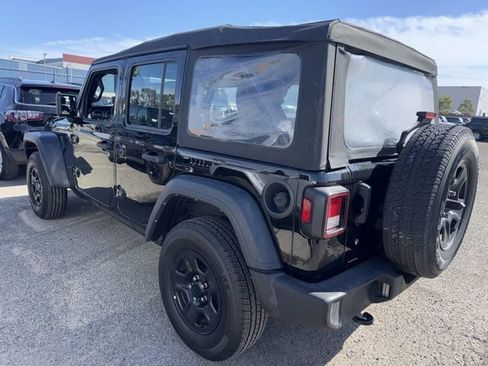 Used 2023 Jeep Wrangler Sport image 7