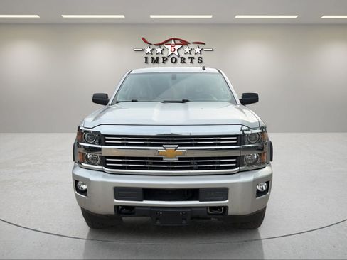 Used 2015 Chevrolet Silverado 2500 LT w/ LT Convenience Package AWD/4WD image 8