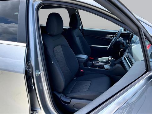 Certified 2023 Kia Sportage LX FWD image 9