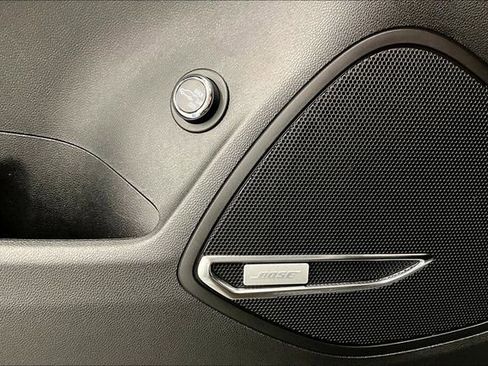 Used 2024 Buick Envision Avenir AWD/4WD image 39