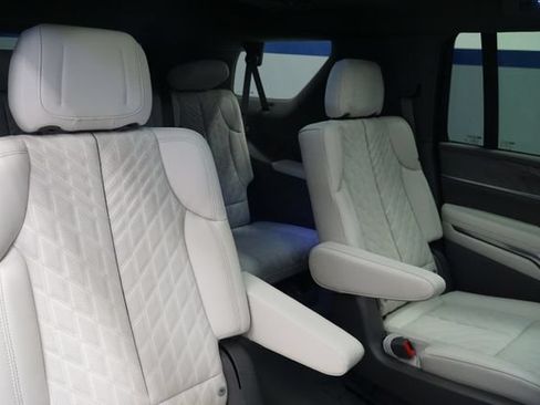 Used 2026 Cadillac Escalade IQL Sport 1 AWD/4WD image 19