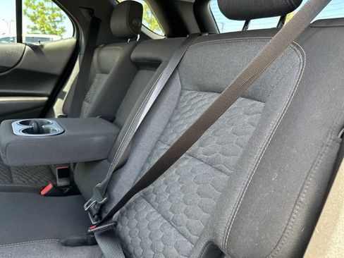 Used 2019 Chevrolet Equinox LT w/ Sun & Navigation Package FWD image 19