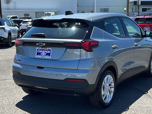 New 2027 Chevrolet Bolt LT w/ Comfort Package FWD image 5