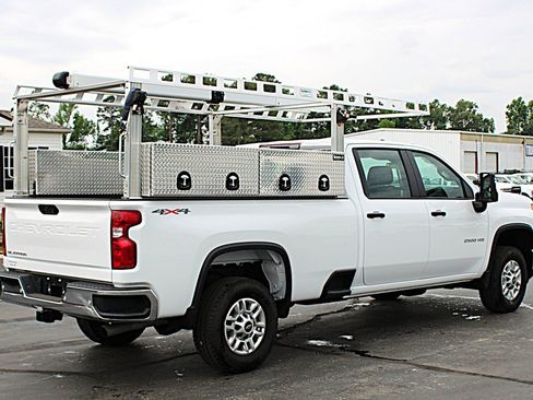 Used 2025 Chevrolet Silverado 2500 W/T w/ WT/CX Safety Package AWD/4WD image 5
