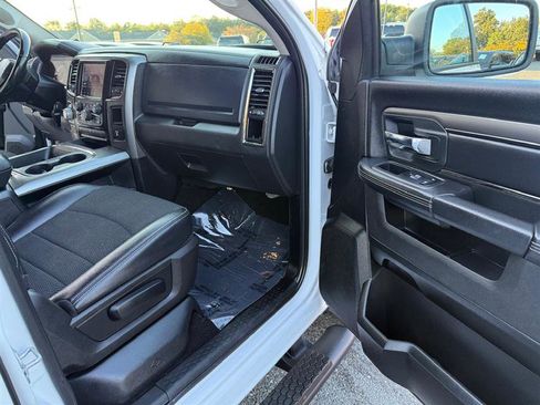 Used 2018 RAM 1500 Sport image 12