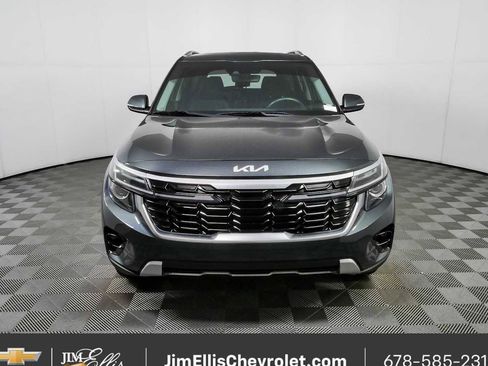 Used 2025 Kia Seltos EX FWD image 33