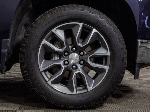 Used 2023 Chevrolet Silverado 1500 LT image 50