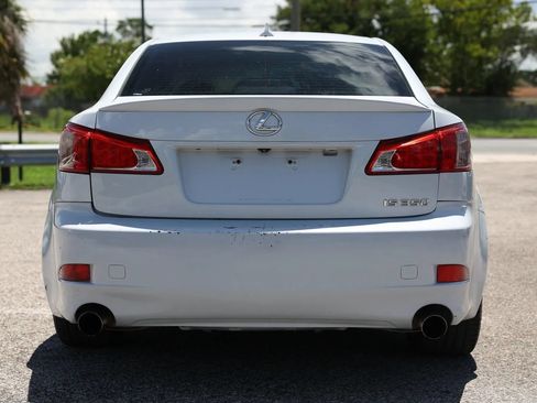 Used 2011 Lexus IS 350 w/ Premium Pkg Value Edition RWD image 5