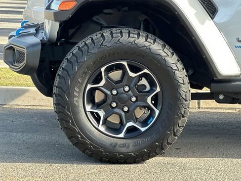 Certified 2023 Jeep Wrangler Unlimited Rubicon 4xe AWD/4WD image 26