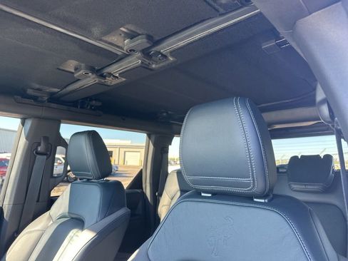 Used 2024 Ford Bronco Outer Banks image 13