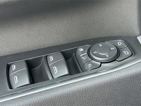 New 2026 GMC Sierra 2500 SLT w/ SLT Premium Package image 12