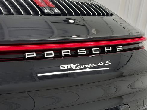 Certified 2022 Porsche 911 Targa 4S image 58