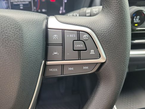 New 2026 Toyota Grand Highlander FWD image 20