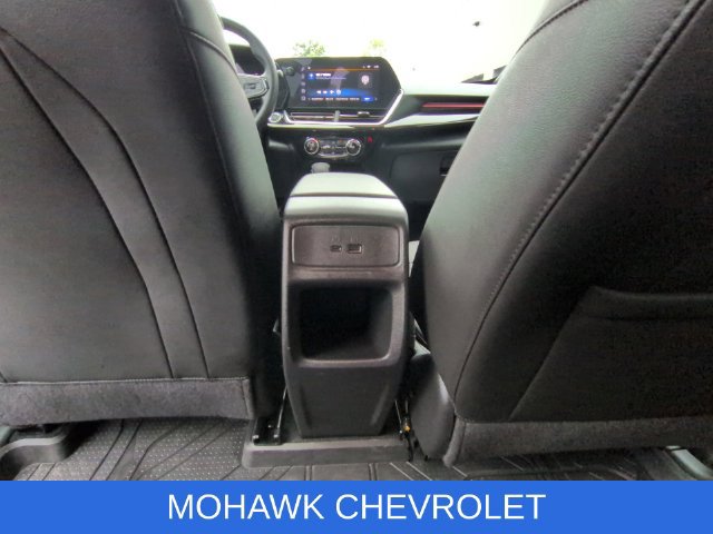 Certified 2024 Chevrolet Trax RS w/ Sunroof Package FWD image 21