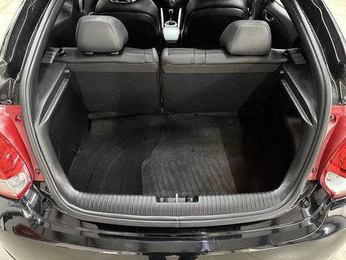 Used 2015 Hyundai Veloster RE:FLEX Edition image 8