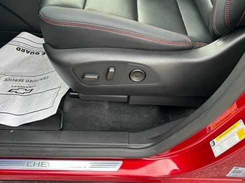 Certified 2024 Chevrolet Traverse RS image 20