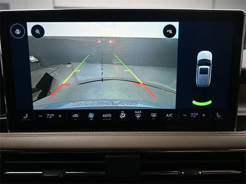 Used 2024 Lincoln Corsair FWD image 12