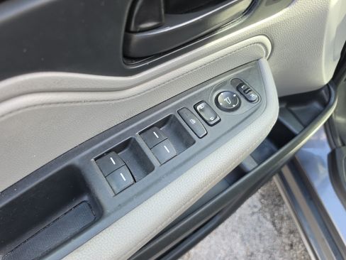 Certified 2024 Honda Odyssey EX-L image 16