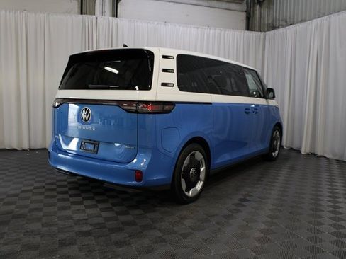 New 2025 Volkswagen ID. Buzz Pro S Plus image 27