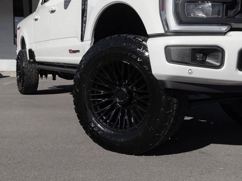 Used 2024 Ford F350 Lariat w/ Lariat Ultimate Package image 8