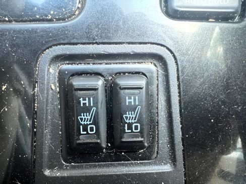 Used 2019 Mitsubishi Outlander SEL AWD/4WD image 32