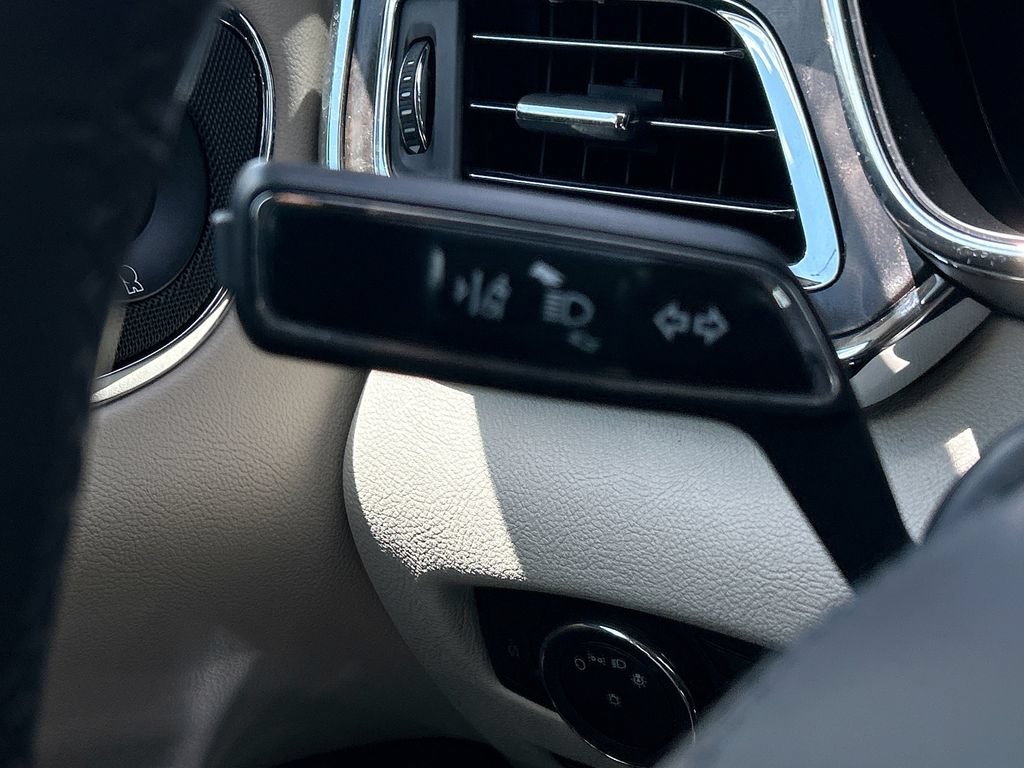 Used 2020 Lincoln Continental Reserve AWD/4WD image 22