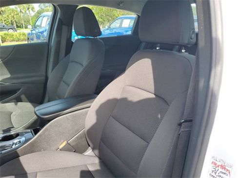 Used 2024 Chevrolet Malibu LT image 21