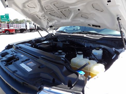 Used 2022 Ford F250 XL w/ Power Equipment Group AWD/4WD image 48