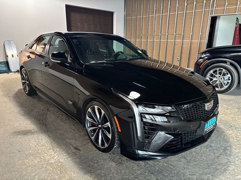 Used 2024 Cadillac CT4 V Blackwing w/ Driver Assist Package image 4