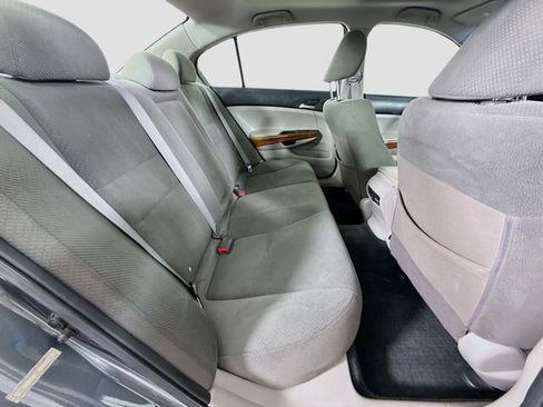 Used 2011 Honda Accord EX image 24