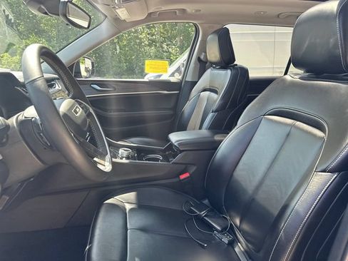 Used 2023 Jeep Grand Cherokee L Limited AWD/4WD image 38