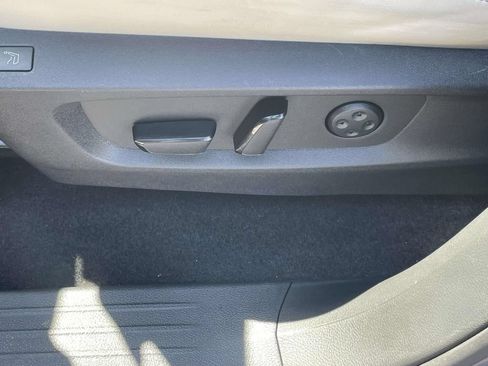 Used 2023 INFINITI QX60 Sensory w/ Cargo Package AWD/4WD image 15