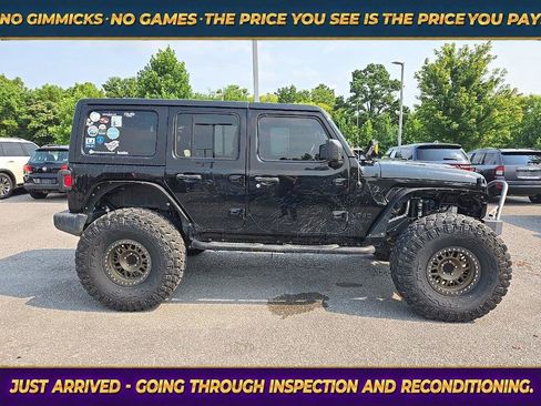 Used 2023 Jeep Wrangler Unlimited Sport AWD/4WD image 7