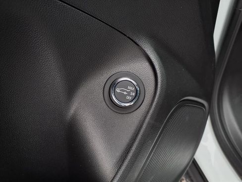 Certified 2024 Buick Encore GX Preferred image 21