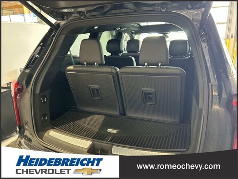 Certified 2023 Cadillac XT6 Premium Luxury image 10