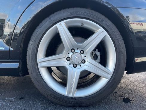 Used 2010 Mercedes-Benz S 550 image 12