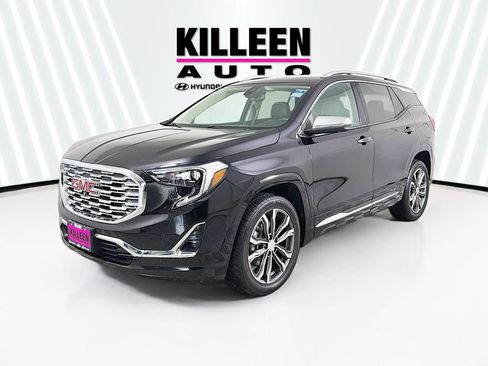 Used 2020 GMC Terrain Denali w/ Denali Premium Package image 3