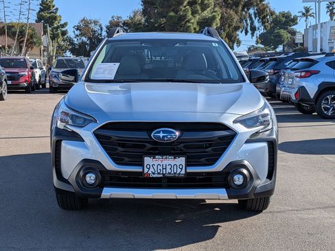 Certified 2025 Subaru Outback Limited image 2