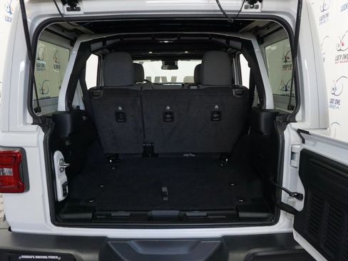 Used 2024 Jeep Wrangler Sahara w/ Safety Group image 11