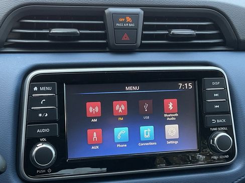 New 2025 Nissan Versa SV w/ Trunk Package image 29