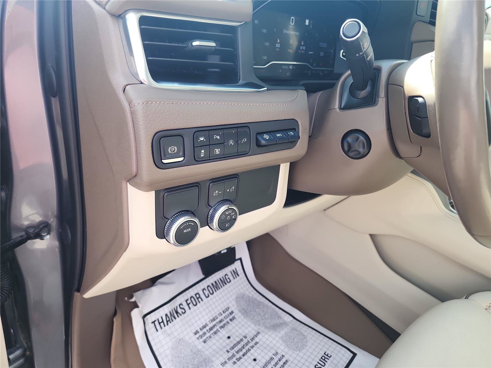 Used 2022 GMC Yukon XL Denali RWD image 19