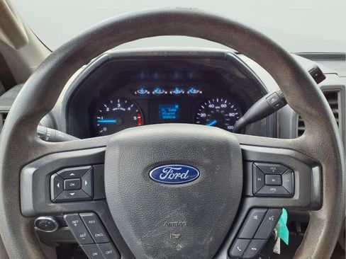 Used 2022 Ford F550 2WD Regular Cab Super Duty image 21