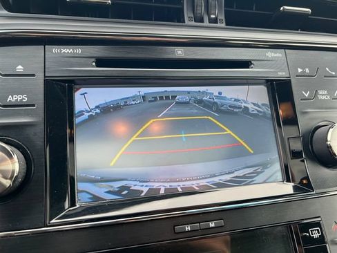 Used 2018 Toyota Avalon Limited w/ All Weather Liner Package FWD image 20