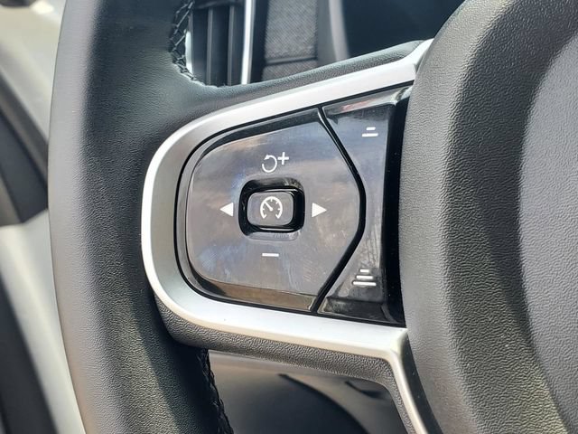 Certified 2025 Volvo XC90 B5 Ultra AWD/4WD image 20
