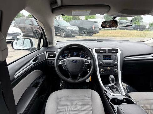 Used 2016 Ford Fusion S FWD image 26